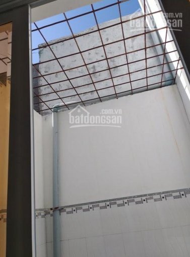 BÁN NHÀ TẤN TÀI 100M2, 2 PN, THOÁNG MÁT MỚI XÂY 4