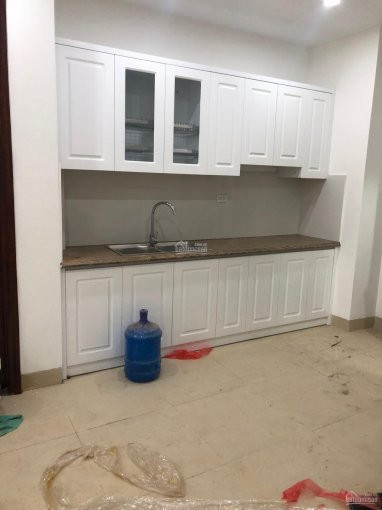 Bán Nhà ô Tô để Cửa - Giá Sốc Chỉ 25 Tỷ - Nhà Bát Khối - Long Biên Xây 5 Tầng Mới Cứng 3