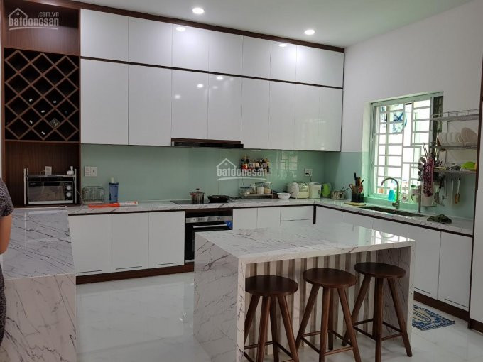 Biệt Thự Song Lập 10x20m, Trục Chính 20m View Hồ Bơi Villa Park Q9, 135 Tỷ Nhà Thô, Full Nt, 15tỷ 2