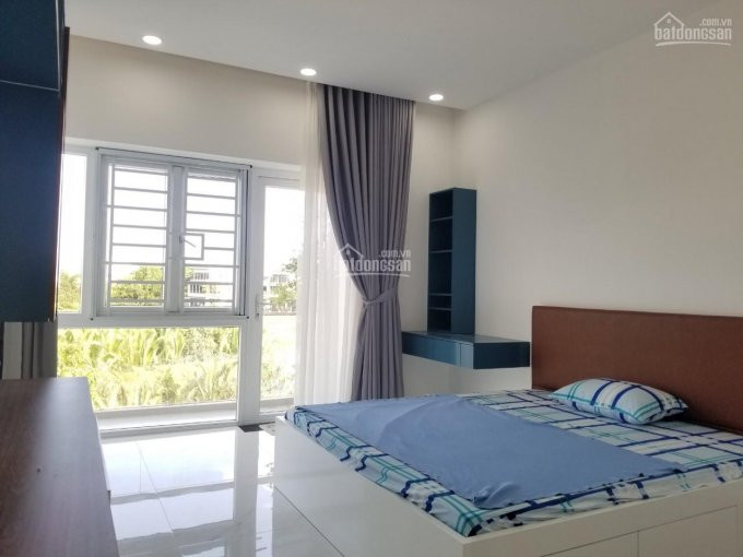 Biệt Thự Song Lập 10x20m, Trục Chính 20m View Hồ Bơi Villa Park Q9, 135 Tỷ Nhà Thô, Full Nt, 15tỷ 4