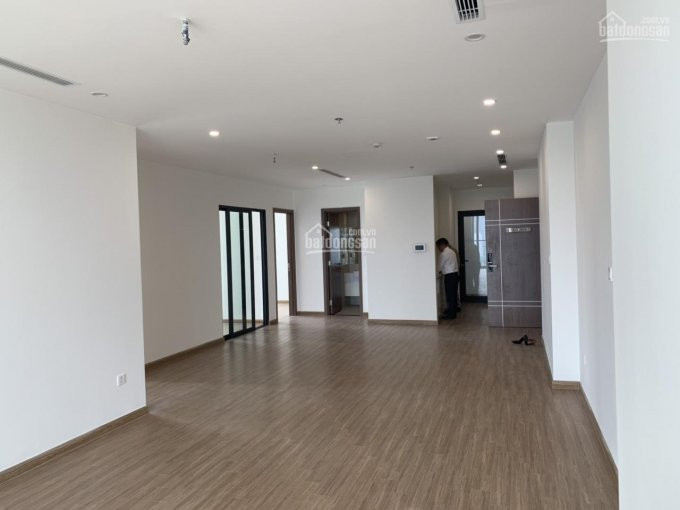 Chính Chủ Bán Nhanh Căn Góc 120m2, 3 Phòng Ngủ Rộng, Nội Thất Chủ đầu Tư Vinhomes Skylake, View Hồ điều Hòa 1