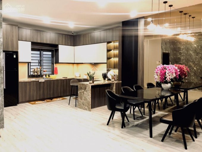 Chính Chủ Bán Nhanh Gấp Trước Tết Nhà Mt Q1, Hợp đồng Thuê Tn 100 Triệu/tháng, Nhà 4 Lầu Mới đẹp, Giá 30 Tỷ 1