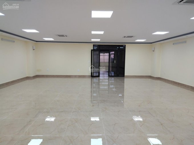 Chính Chủ Bán Nhanh Nhà Phân Lô Hoàng Cầu, 35 Tỷ, 180m2 Mặt Tiền 8,5m 2 Mặt đường 10m Tiện Xây ở, Cho Thuê, Kd 4