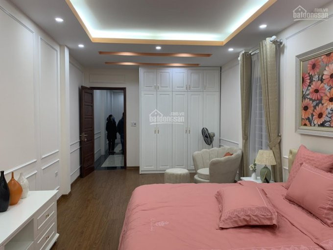 Chính Chủ Bán Nhanh Nhà Phân Lô ôtô Vào Lạc Long Quân, Cầu Giấy 113 Tỷ, 55m2x6t Lô Góc Xây Mới 8