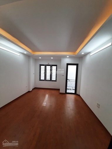 Chính Chủ Bán Nhanh Nhà Thượng Thanh, Dt 30m2 Hướng đông Nam Xây Mới 5 Tầng 3pn, Gần đường ô Tô Tránh Nhau 4