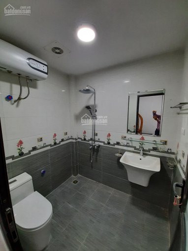 Chính Chủ Bán Nhanh Nhà Thượng Thanh, Dt 30m2 Hướng đông Nam Xây Mới 5 Tầng 3pn, Gần đường ô Tô Tránh Nhau 5