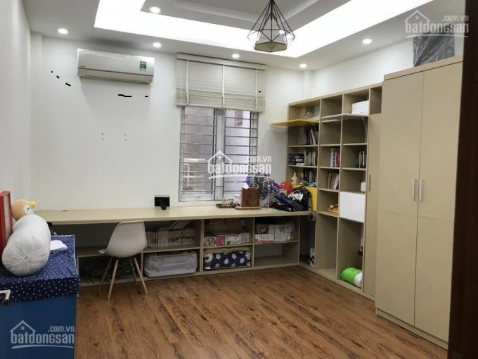 Chính Chủ Cho Thuê Nhanh Nhà Nguyễn Ngọc Vũ 70m2*3t,full đồ,ngõ Rộng ,hướng đông Nam, Nhà đẹp ,giá 10tr/th 2