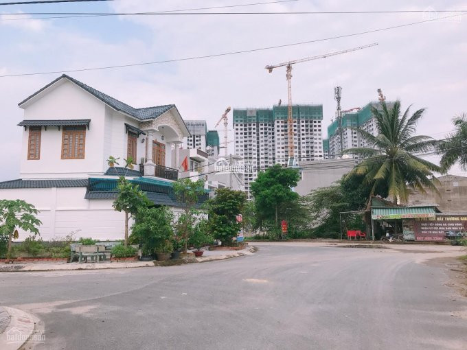 đất Vàng Tại Nguyễn Xiển đối Diện Vinhomes Grand Park Quận 9 Buôn Bán Tốt, Giá 2 Tỷ, Dt 90m2 Thổ Cư 1