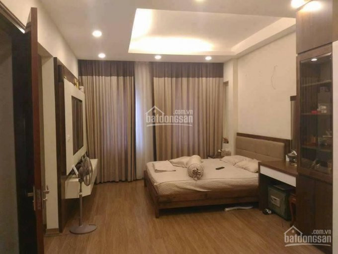 Mặt Phố Nguyễn Khuyến, Văn Quán, 270m2, 5 Tầng, Mặt Tiền 30m, Lô Góc, Kinh Doanh, An Sinh đỉnh 1