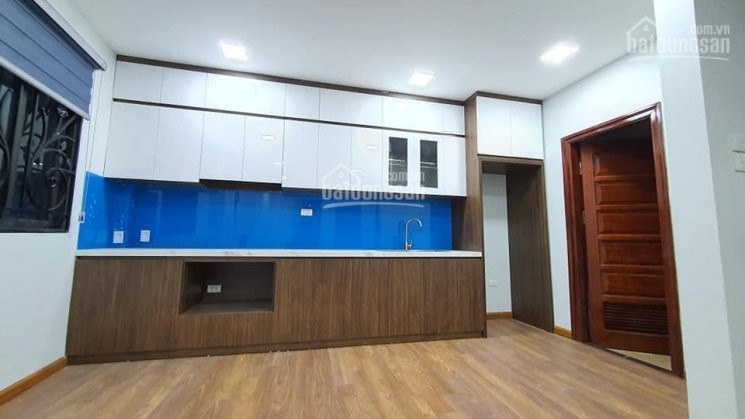 Nhà đẹp Phố Láng Hạ - Nguyễn Chí Thanh, đống đa, Lô Góc, Oto đỗ Cửa 42m2, 5t, Mt5m, 58 Tỷ 5