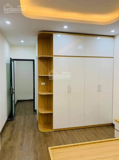 Nhà đẹp Trung Tâm Cầu Giấy - 35m2, Sổ đẹp, Ngõ Thoáng, Nhà Mới đón Tết, Chỉ 3 Tỷ Hơn 3