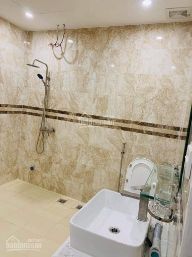 Nhà đẹp Trung Tâm Cầu Giấy - 35m2, Sổ đẹp, Ngõ Thoáng, Nhà Mới đón Tết, Chỉ 3 Tỷ Hơn 8