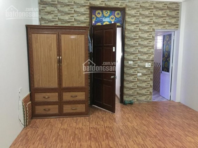 Nhà Riêng Ngõ 245 định Công Dt40m2x5t Và 15m2 Sân Giá 10tr 6