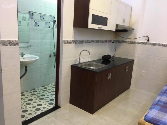 Phòng 20m2 Có Sẵn Nội Thất Tại đoàn Văn Bơ, Quận 4, Giá 4tr5/tháng, Thuận Tiện đi Lại Các Quận 3