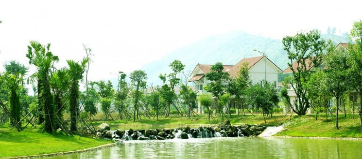 Tôi Cần Bán Nhanh Căn Biệt Xanh Villas Hướng đông Nam Dãy B 239 M2, Giá Rẻ 8 Tỷ Lh: 0857996666 5