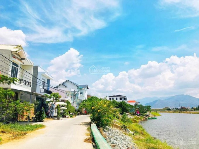 View Sông Thuỷ Tú Giá Cực Rẻ Cho Khách Mua ở 2