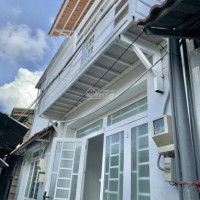 Chính Chủ Bán Nhanh Nhà đẹp Gía Rẻ Vô ở Liền - Hẻm 329 đào Trí Q7 -4x6m + 1 Lầu ,2pn + Nội Thất - Chốt 780tr 