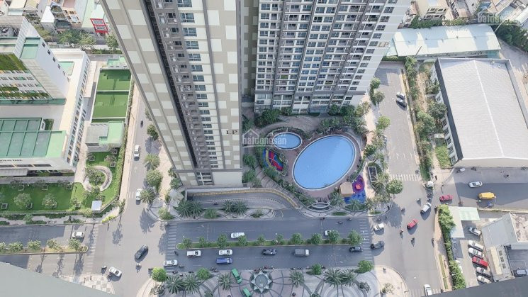 2 Phòng Ngủ Lầu 36  Vinhomes Central Park Giá 15 Triệu đủ Nội Thất Chính Chủ Cho Thuê Gấp Dịp Tết