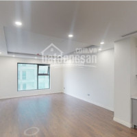 Tầng Cao, View Trọn Hồ Tây, Căn Góc 3pn Giá 5 Tỷ, Hướng đông Nam ở Hdi Tây Hồ Residence, ở Ngay