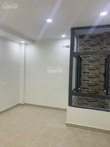 Tôi Cần Bán Gấp Nhà đang ở Mới Xây 6 Tháng, Diện Tích: 180m2, đường 12 Mét 5