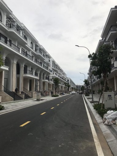 Chính Chủ Bán Nhà Phố đông Nam Vạn Phúc City 7x20m, Hầm + 4 Lầu Ngay Trung Tâm Thương Mại Giá 21 Tỷ 2