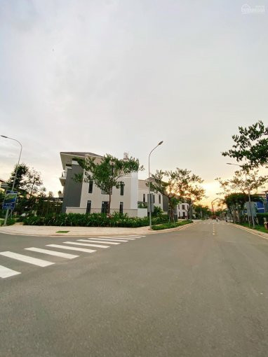 Chính Chủ Bán Nhanh Gấp Biệt Thự Nine South Estates Hướng Nam Diện Tích 140m2 Full Nột Thất Giá Rẻ 0906886788 2