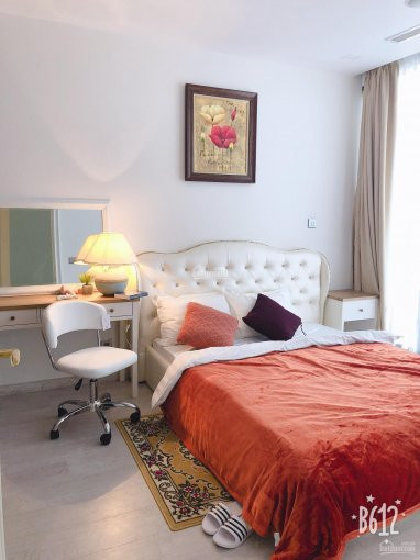 Chính Chủ Bán Nhanh Gấp Căn Hộ 1 Phòng Ngủ Vinhomes Central Park 50m2 Nội Thất Cao Cấp 2