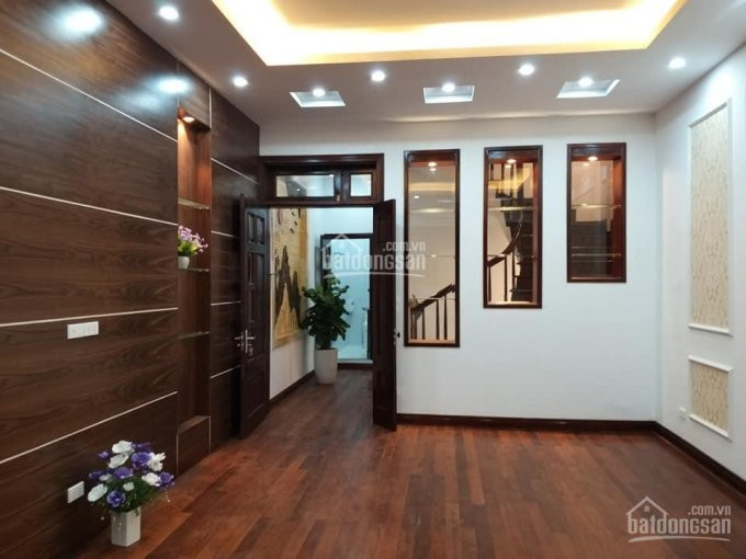 Chính Chủ Bán Nhanh Nhà Gấp Phùng Chí Kiên 51m2, 5 Tầng, 10 Tỷ, Phân Lô Vỉa Hè ô Tô Tránh 1