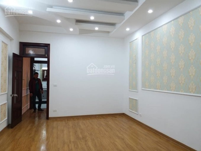 Chính Chủ Bán Nhanh Nhà Gấp Phùng Chí Kiên 51m2, 5 Tầng, 10 Tỷ, Phân Lô Vỉa Hè ô Tô Tránh 7