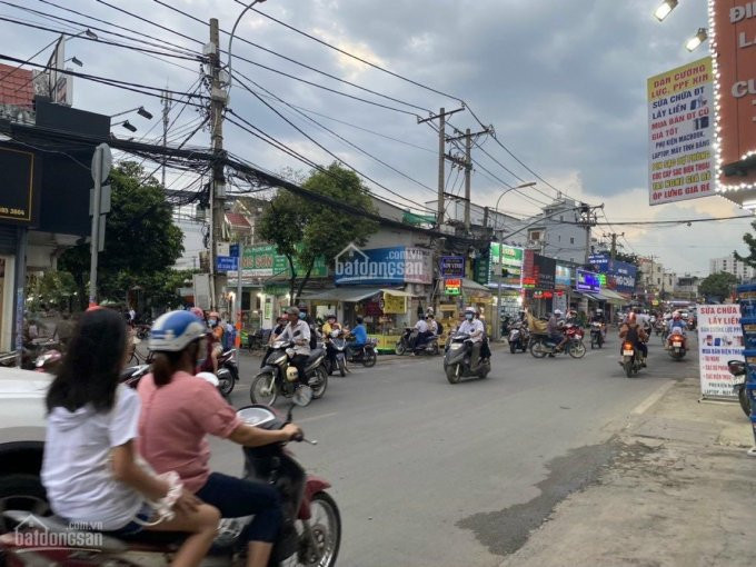 Chính Chủ Bán Nhanh Nhanh Góc 2 Mặt Tiền đường Hoàng Hữu Nam,ngay Hãng ô Tô Ford đang Xây,ngang 5m,được Xây Hết đất 2