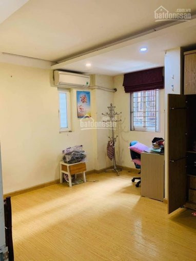 đẹp Lung Linh- Phố Hoàng Cầu- ô Tô đỗ Cửa- 32m2- 3t- Ngõ Thông- Chỉ 28tỷ 5