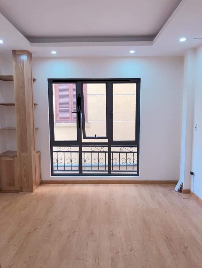 Bán nhà phố Thanh Nhàn 45m, 5T, MT 45m, ôtô vào nhà, giá 45 tỷ LH: 0904537729 2