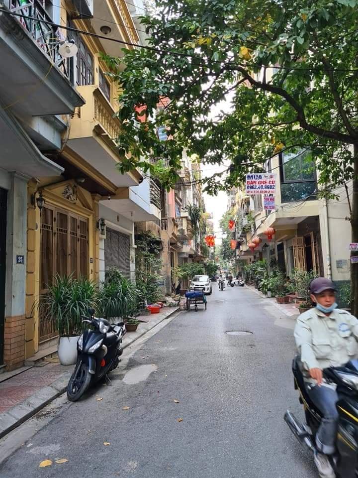 Cần bán Căn hộ chung cư đường Trần Bình, Phường Mai Dịch, Diện tích 48m², Giá 5 Tỷ - LH: 0979049945