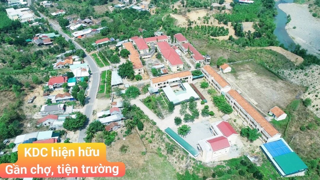 Bán 154 m2 đất đô thị, sổ đỏ, gần TP Nha Trang, giá chỉ 3.9 triệu/m2 9