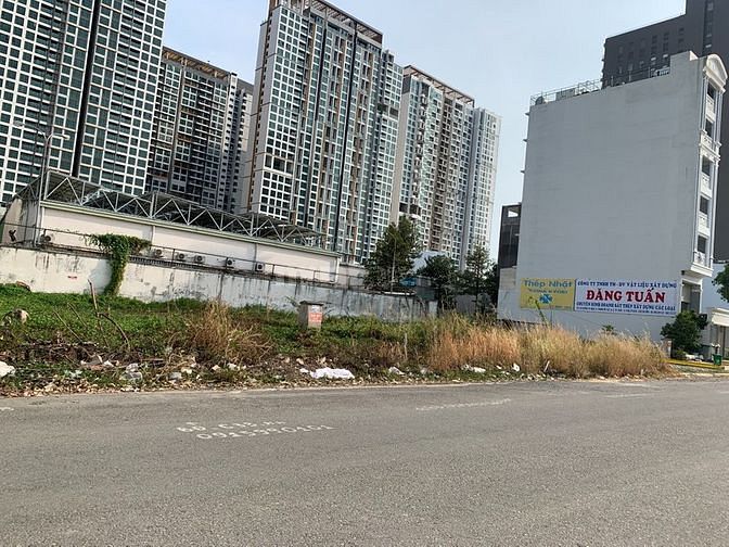 Cần bán Đất đường Nguyễn Lương Bằng, Phường Tân Phong, Diện tích 100m², Giá 39 Triệu/m² - LH: 0000000000