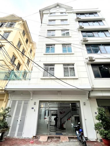 Cần bán Nhà mặt tiền đường Nguyễn Khả Trạc, Phường Mai Dịch, Diện tích 160m², Giá Thương lượng 2