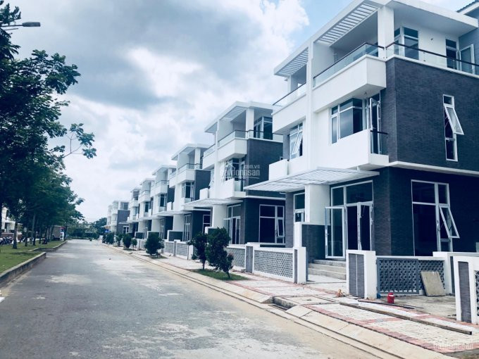 Biệt Thự Q7, 9,1x18m (168 Tỷ), 74x18m (12 Tỷ), Nhà Phố 5,4x20m (10 Tỷ) Sổ Hồng, 0901424068 5