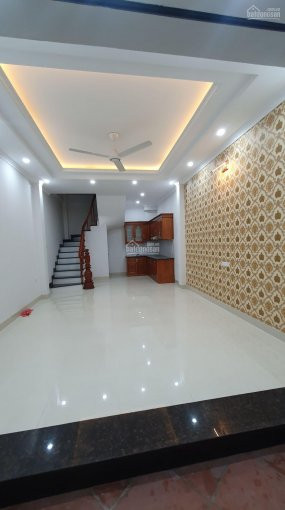 Chính Chủ Bán Nhanh Nhà Nguyễn Hoàng 35m2 X 5 Tầng - Cách 2 Nhà Ra Ngõ Oto Qua - Trước Nhà Sh Quay 360 độ - 35 Tỷ 2