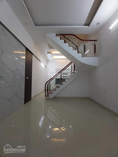 Chính Chủ Cần Bán Gấp Nhà Chùa Láng, đống đa, 40m2, 5t, Gần ô Tô, Ngõ Thông Kinh Doanh, Hơn 3 Tỷ 3