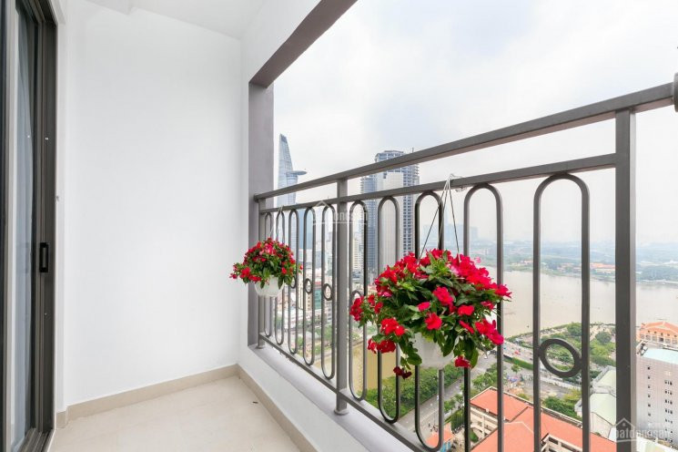 Chính Chủ Cho Thuê Nhanh Saigon Royal: 117m2- 3pn- 2wc- Full Nội Thất, View Sông Sg Bến Nhà Rồng, Giá Chỉ 28tr/th 2