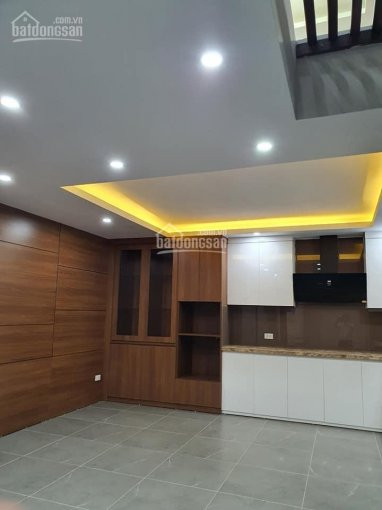 Nhà đẹp Gara ô Tô 7c + Thang Máy ở Nguyễn Văn Cừ/long Biên, 5t, 54m2, 6,5tỷ, Lh E Tấn 0357629628 2