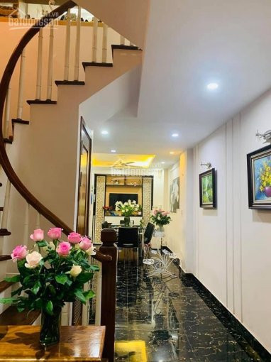 Nhà đẹp Sân đẹp! Phân Lô, Ngõ Nông, Thái Hà, ô Tô Cách 10m, 45m2, 5t, Nhỉnh 6 Tỷ 4