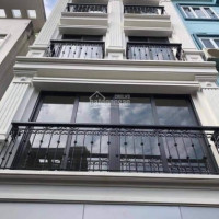 Chính Chủ Bán Nhanh Nhà Phố Hoàng Ngân, 70m2, Nhà 5 Tầng, Nhỉnh 8 Tỷ Ngõ Thông, ô Tô 7 Chỗ Vào Nhà, 0902160163