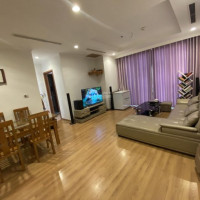 Chính Chủ Cho Thuê Nhanh Căn 3pn đầy đủ đồ Vinhomes Royal City Giá Siêu Tốt Chỉ 19 Triệu/th 0936166608