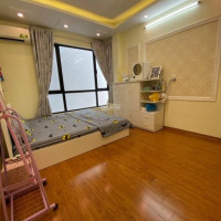 Siêu Nhà Rẻ, ô Tô đỗ Cổng Ba đình, Ngõ 343, đội Cấn, 40m2, 35m Mặt Tiền, 42 Tỷ