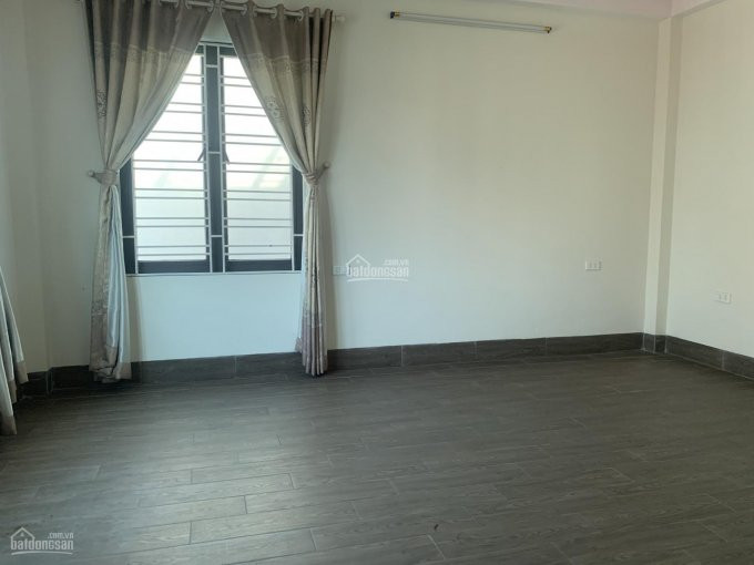 Bán Gấp Nhà Số 27 Thanh Am 4 Tầng 30m 5