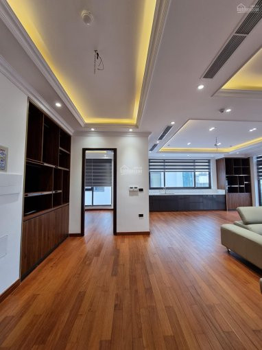 Bán Nhà - 8 Tầng- 1 Hầm- Lô Góc- Phố Hoàng Quốc Việt- Giáp Kđt Tây Hồ Tây- Dt: 120m2- Giá: 46 Tỷ 5