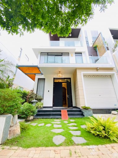 Biệt Thự Song Lập Lucasta Villa 175m2, đầy đủ Nội Thất Cao Cấp, Có Gara ô Tô Riêng + Có Bv 24/7 1