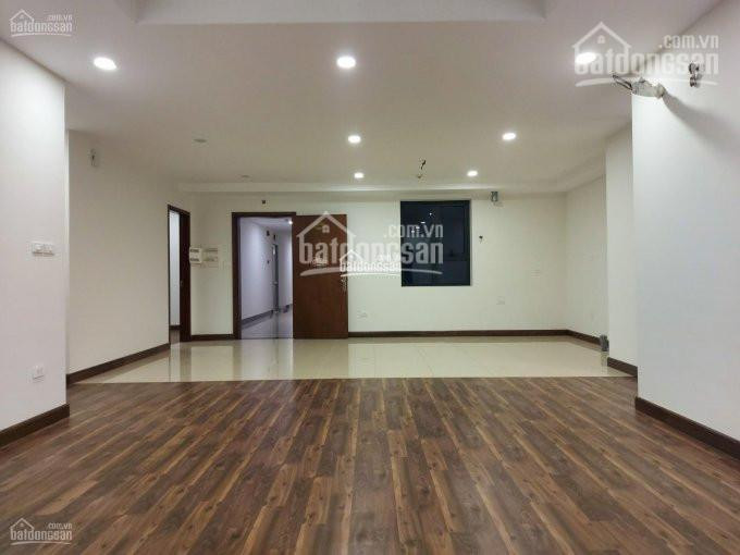 Chính Chủ Cần Bán Gấp Chung Cư ở Goldmark City, Tầng 9, Dt: 139m2, Giá 297tr/m2 Lh: 0976442798 1