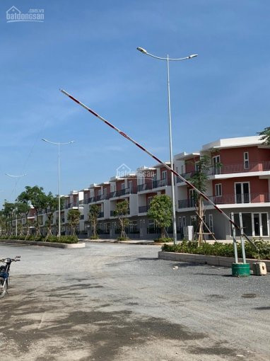 Chính Chủ Cần Bán Shophouse Trục đường Chính 30m Dự án Dragon Village Quận 9 2